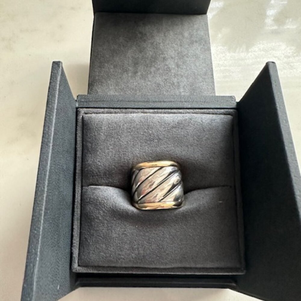 David Yurman Sculpted Cable Saddle Ring